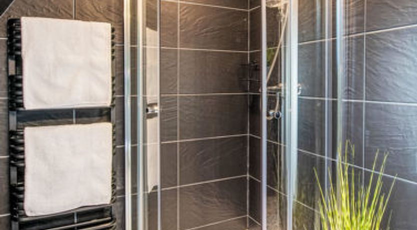 Photo of Pine Needle Lodge