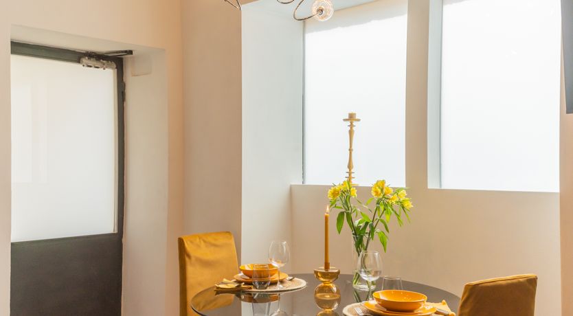 Photo of Como Central