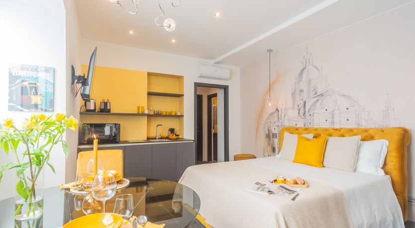 Photo of Como Central