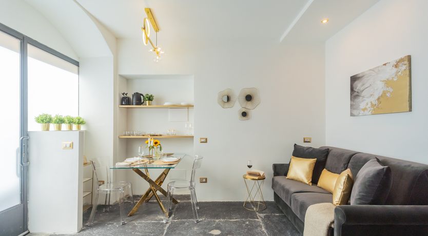 Photo of Como Central