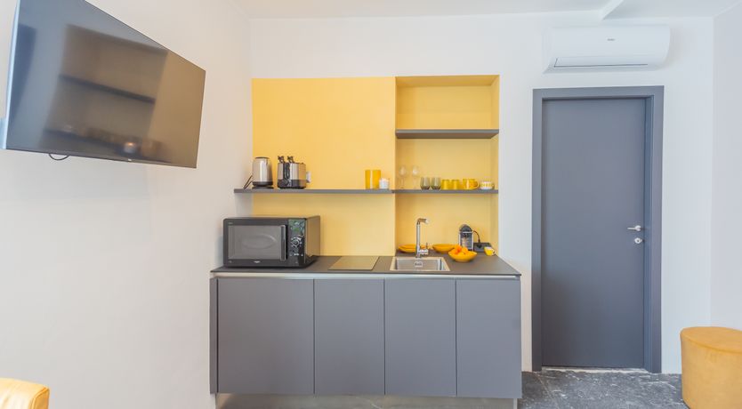 Photo of Como Central