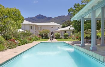 Vineyard's Embrace Holiday Home
