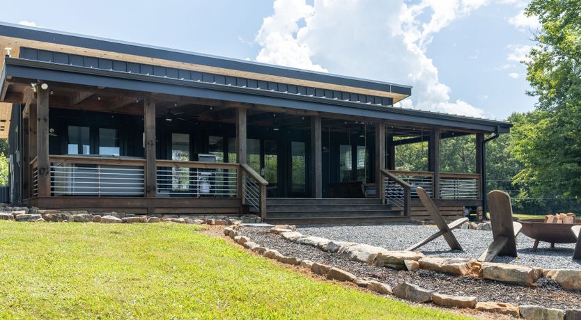 Photo of Yonah Magic