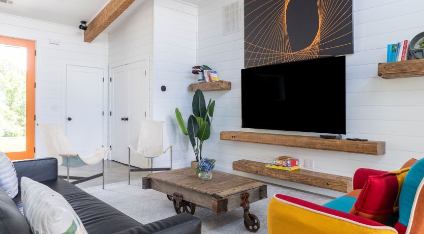 Photo of Yonah Magic