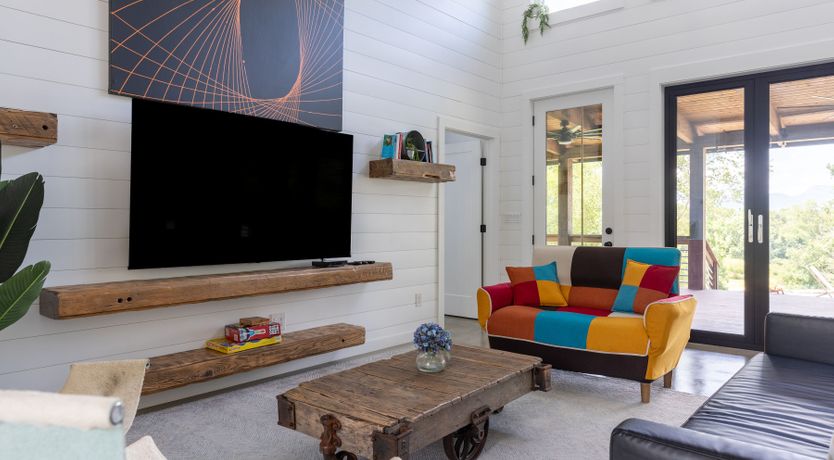 Photo of Yonah Magic