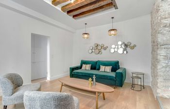 Timber & Velvet Holiday Home