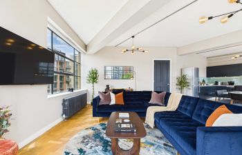 Brick & Glass Holiday Home