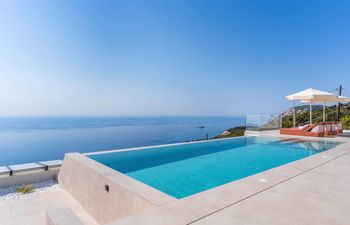 Athani Vista Holiday Home