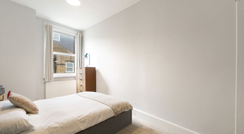 Photo of A Thames View