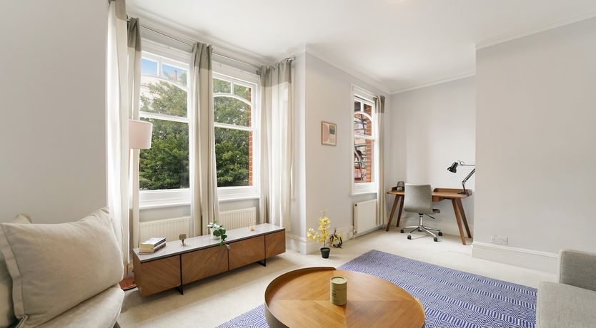 Photo of A Thames View