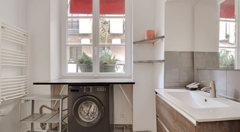 Photo of Saint-Germain Muse