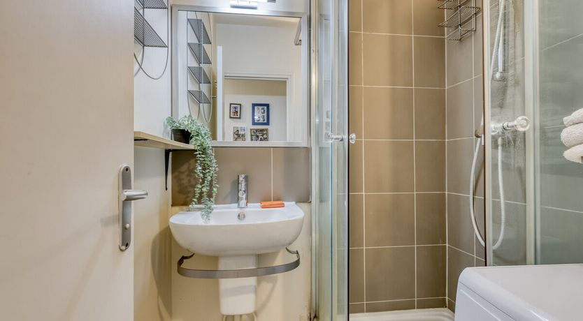 Photo of Elegant Parisian Dwelling