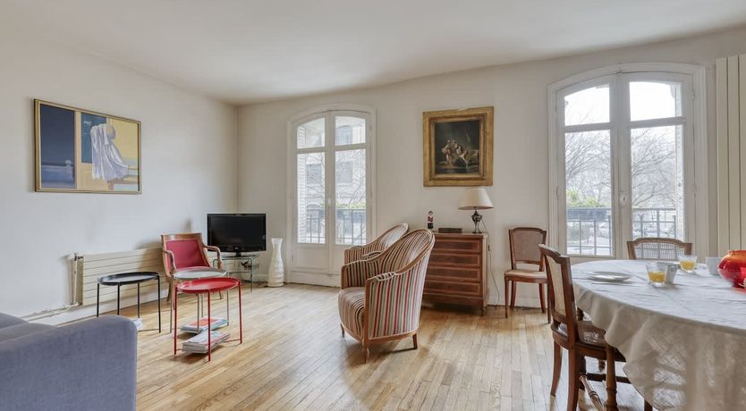 Photo of Elegant Parisian Dwelling