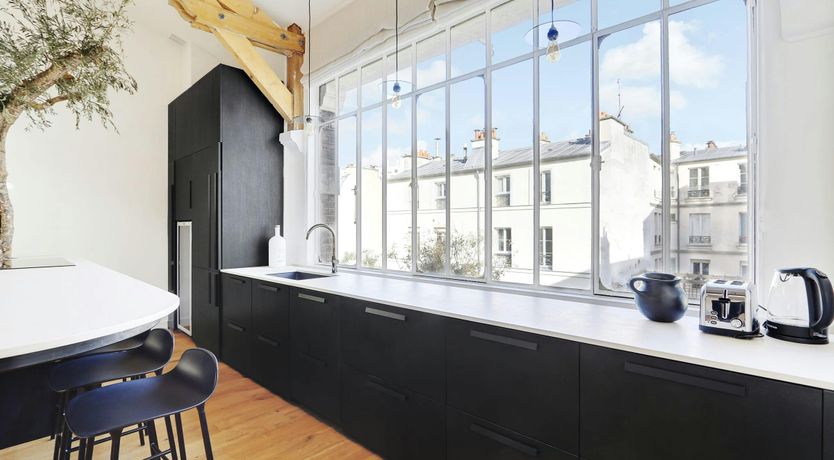 Photo of Old Parisian Jewel