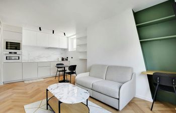 Parisian Stay Holiday Home