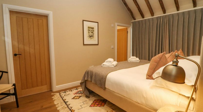 Photo of Cotswolds Barn