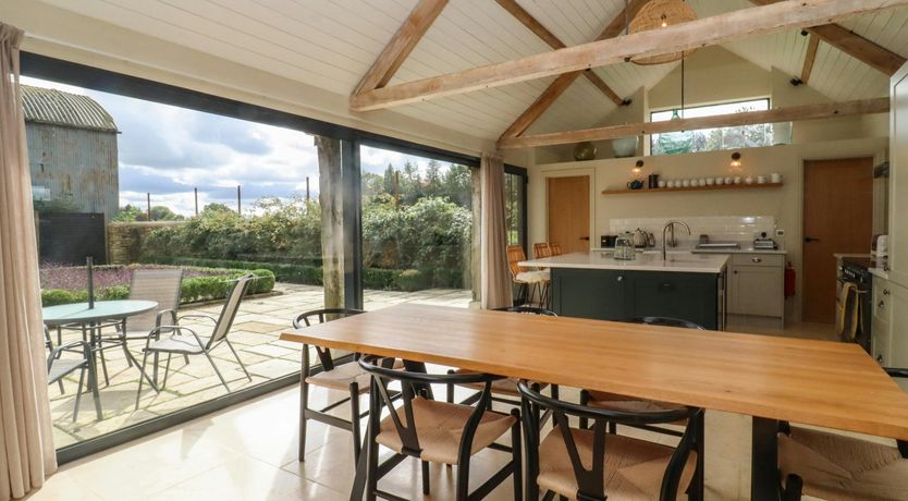 Photo of Cotswolds Barn