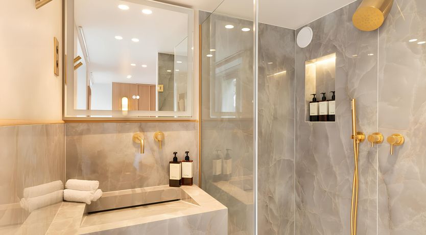 Photo of The Pearl of the Seine