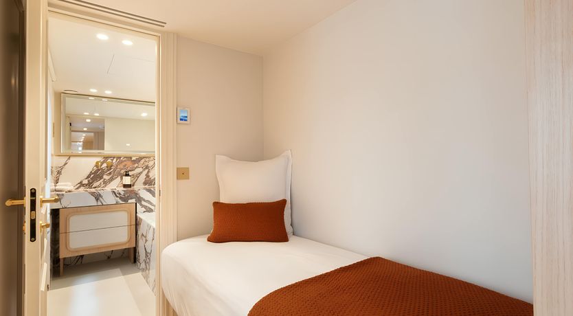 Photo of The Pearl of the Seine