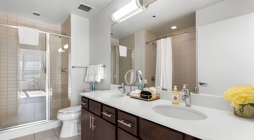 Photo of Chicago's Gemstone