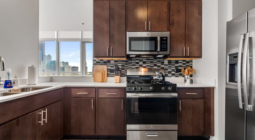 Photo of Chicago's Gemstone