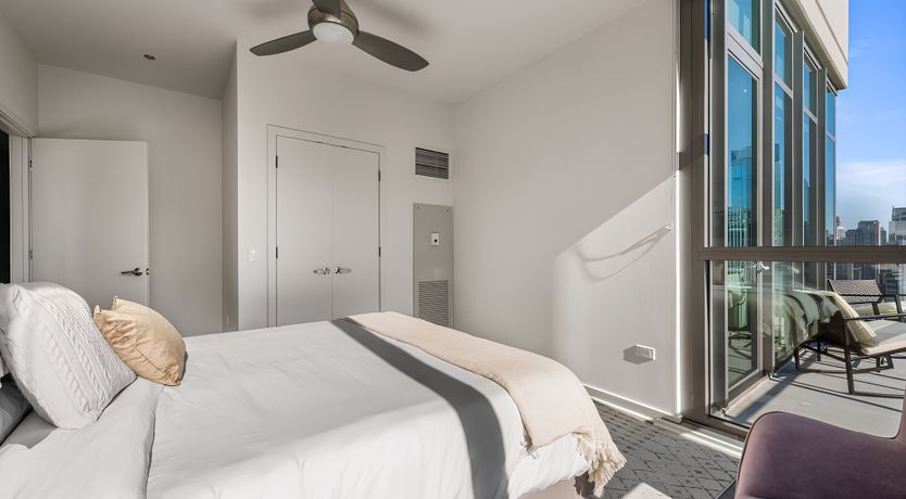 Photo of Chicago's Gemstone