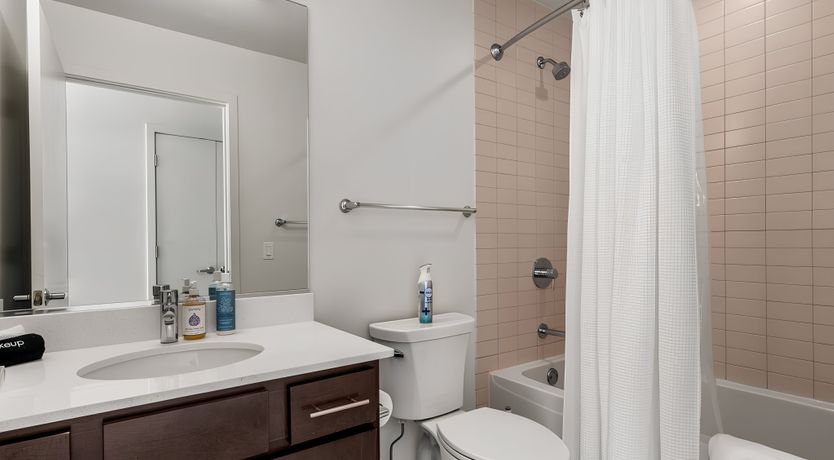 Photo of Chicago's Gemstone