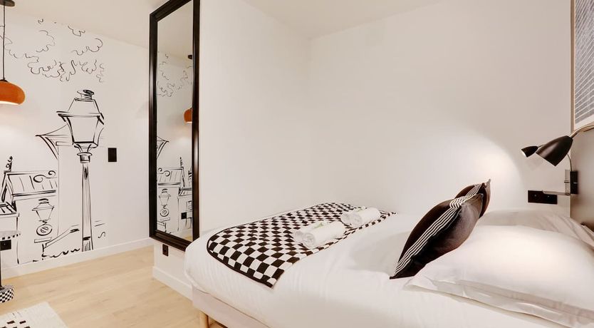 Photo of Golden Street