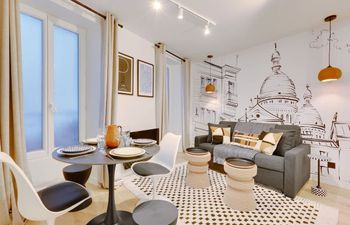 Golden Street Holiday Home