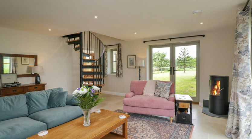 Photo of Cotswold Honey Coloured Cottage