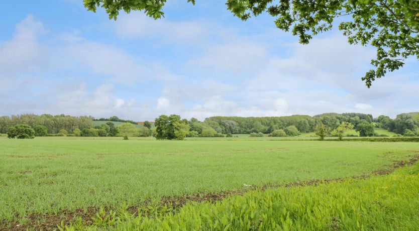 Photo of Cotswold Honey Coloured Cottage