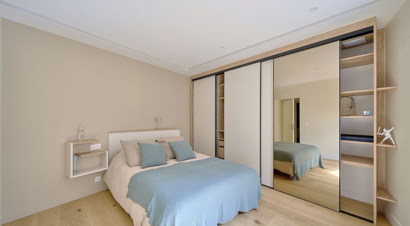 Photo of By Saint-Sulpice