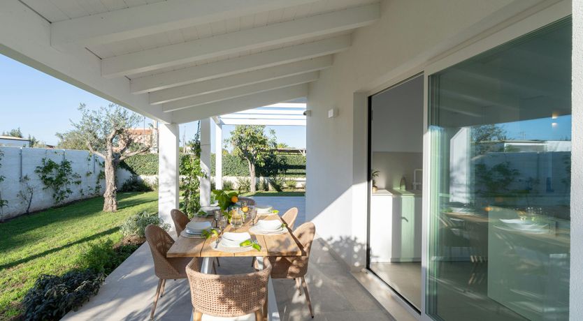 Photo of Siracusa White