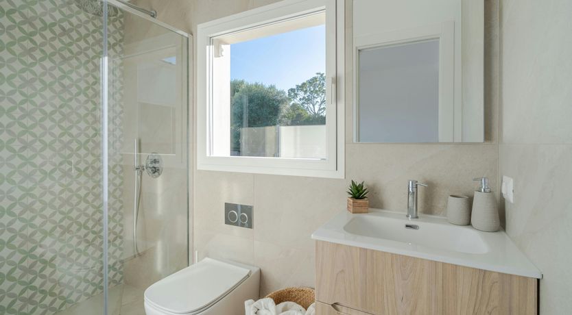 Photo of Siracusa White