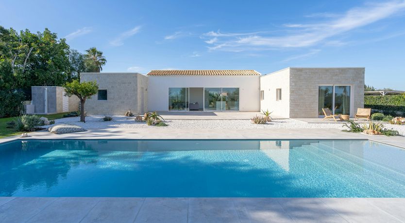 Photo of Siracusa White