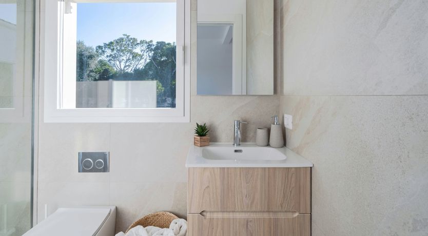 Photo of Siracusa White