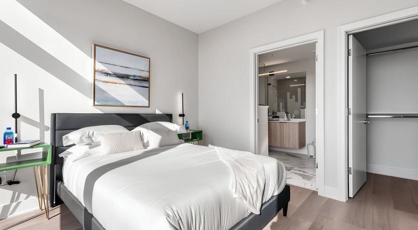 Photo of The West-Loop Wavelength