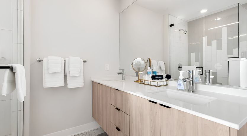 Photo of The West-Loop Wavelength