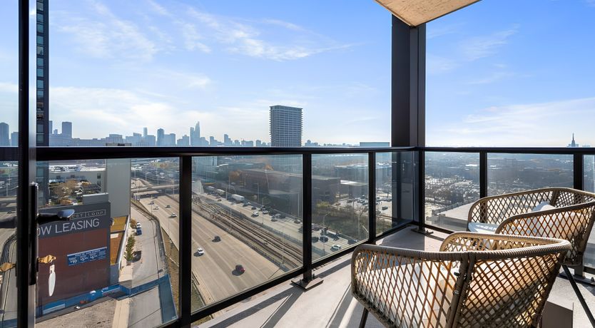 Photo of The West-Loop Wavelength