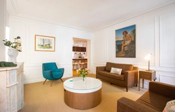 Antique Atelier Holiday Home