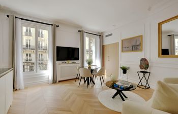 Parisian Ballet Holiday Home