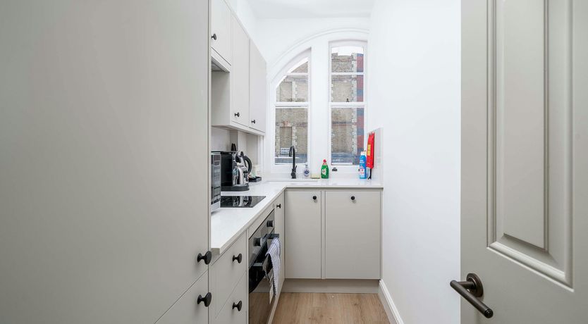 Photo of The Modern Londoner