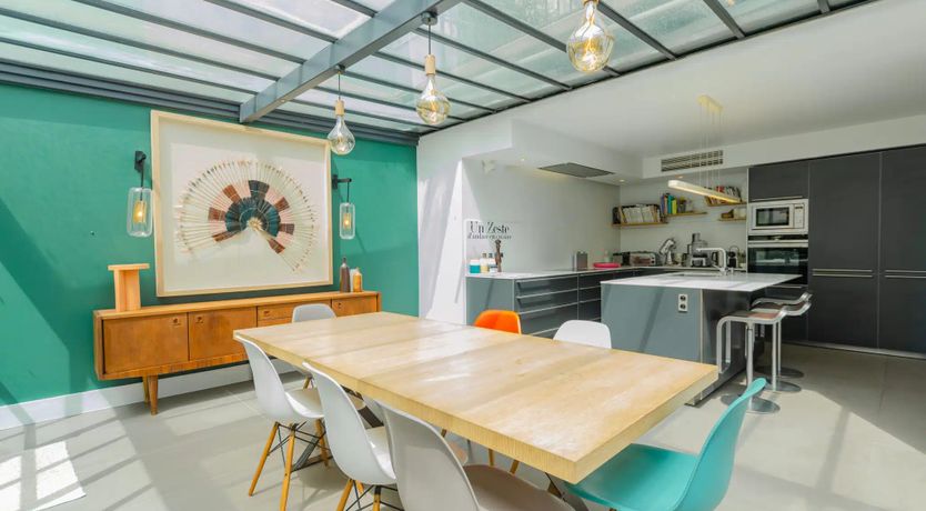 Photo of Avenue & Elegance