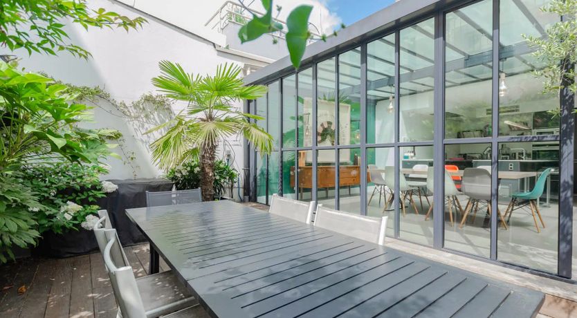 Photo of Avenue & Elegance