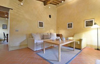 Vine & Sun Holiday Home