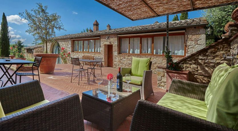 Photo of Vineyard House