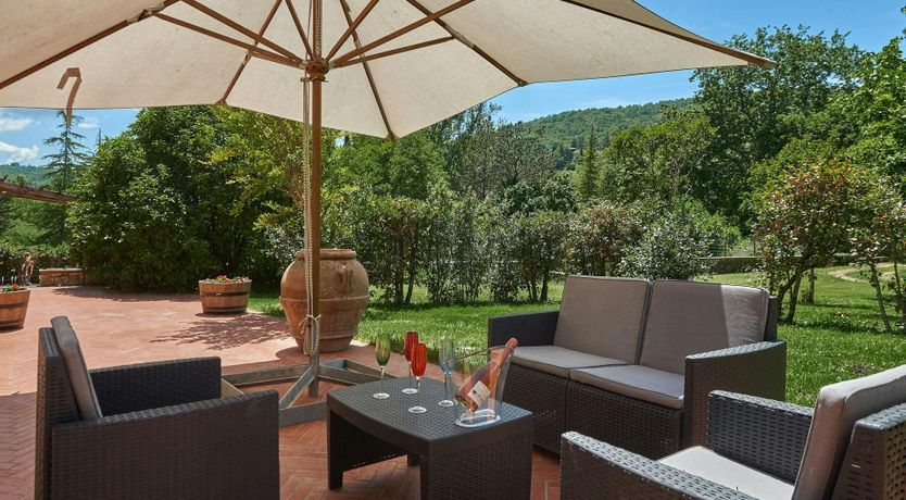 Photo of Vineyard House