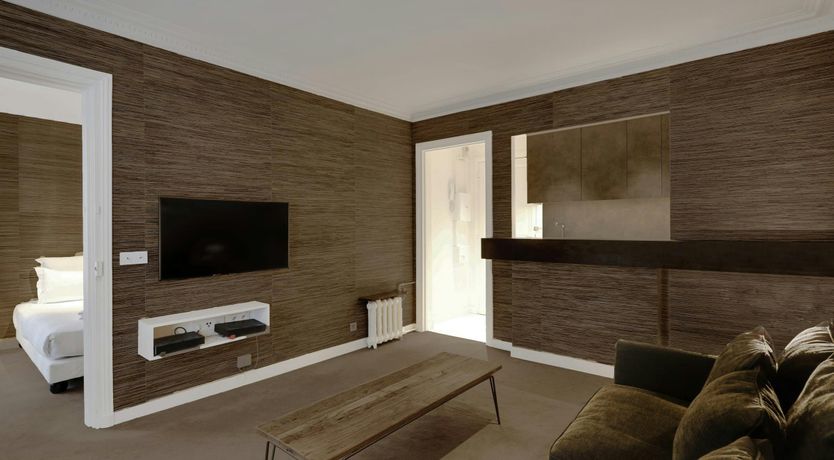 Photo of Jade Circle