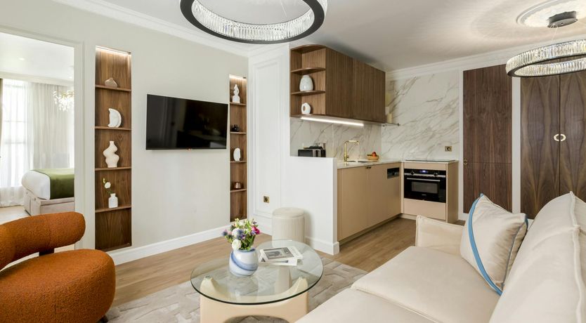 Photo of Parisian Corner