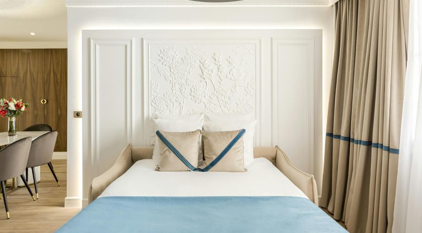 Photo of Parisian Corner